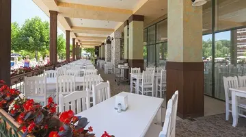 IMPERIAL RESORT