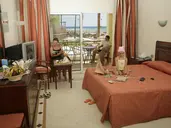 Imperial Shams Abu Soma ****