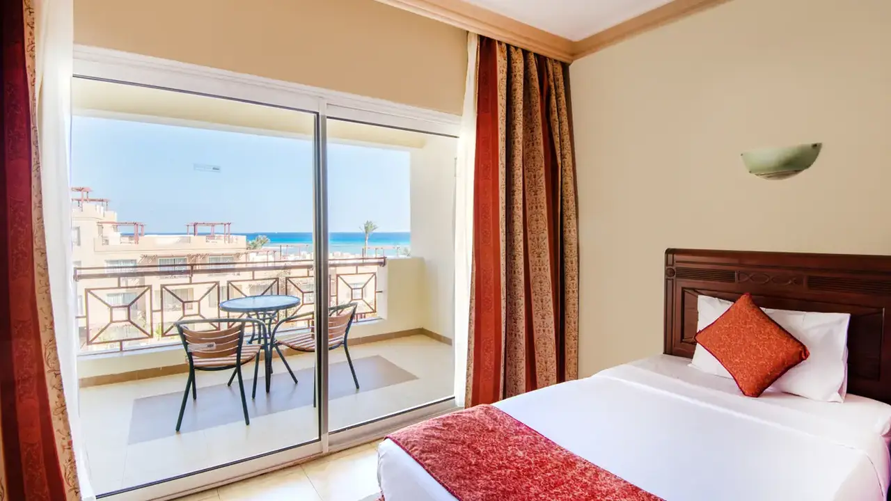 Imperial Shams Abu Soma