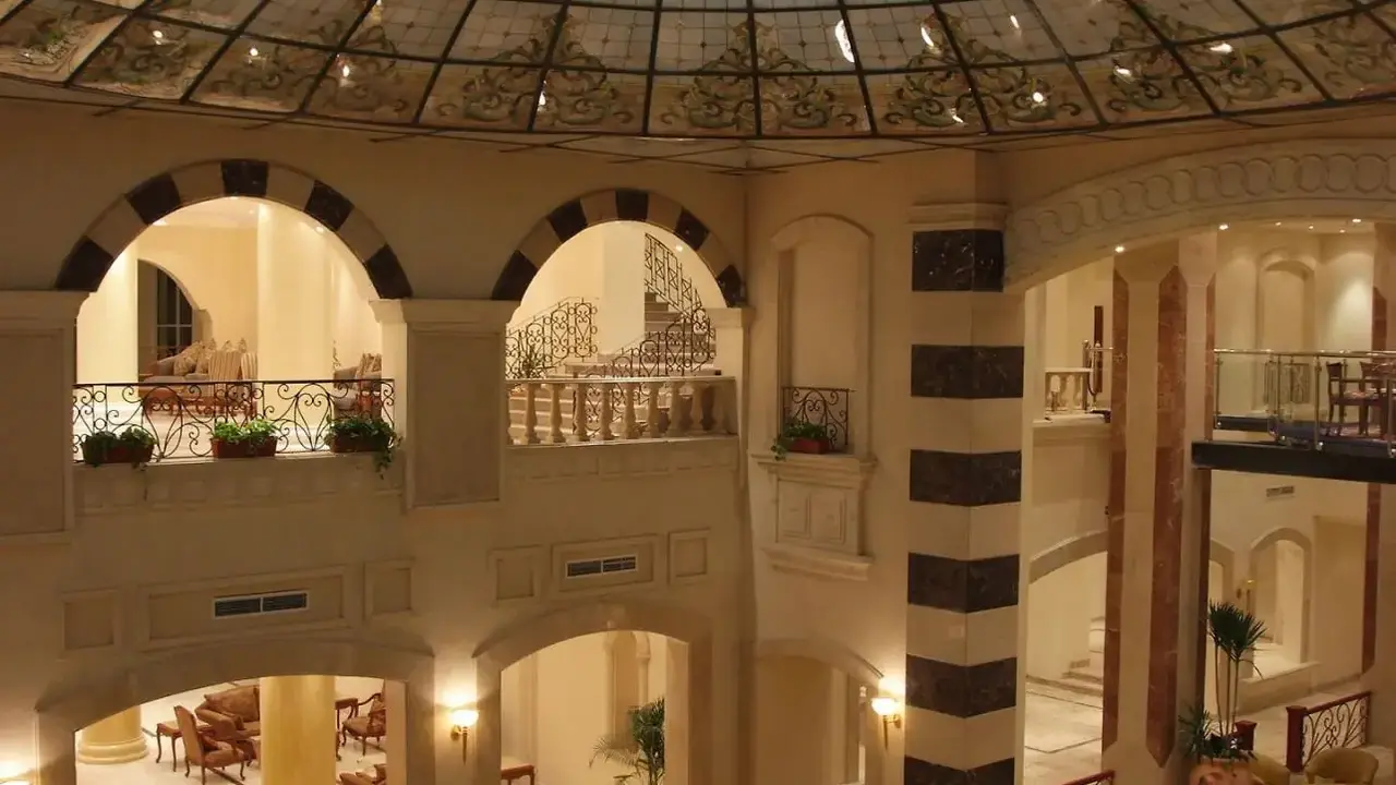 Imperial Shams Abu Soma ****