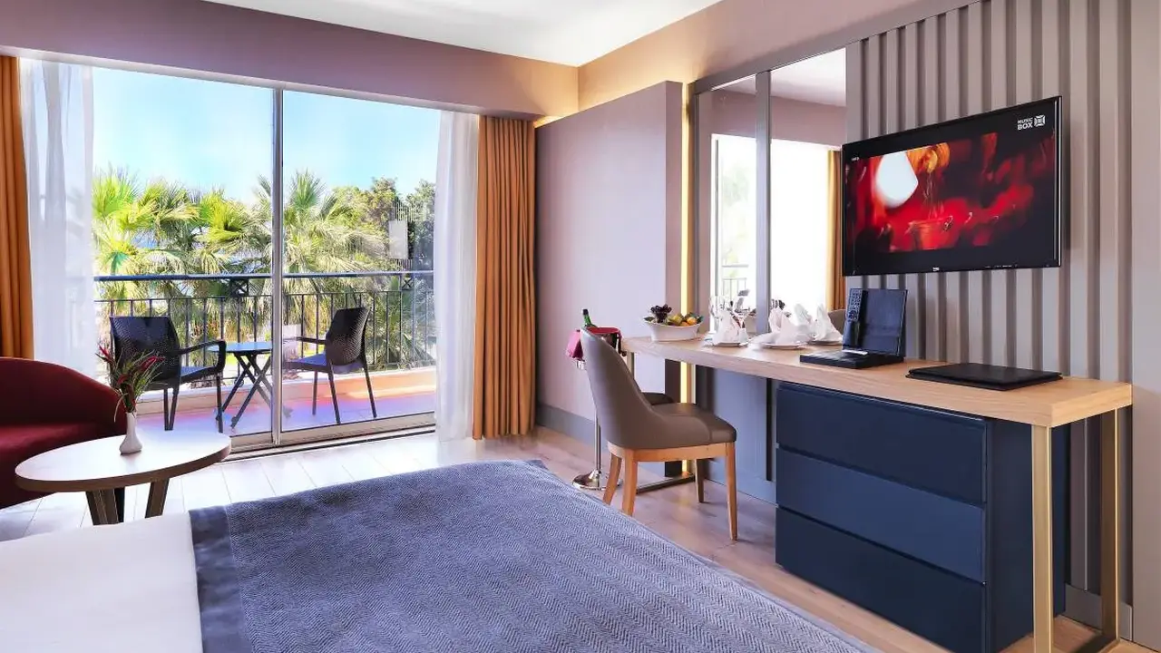 IMPERIAL TURKIZ RESORT HOTEL