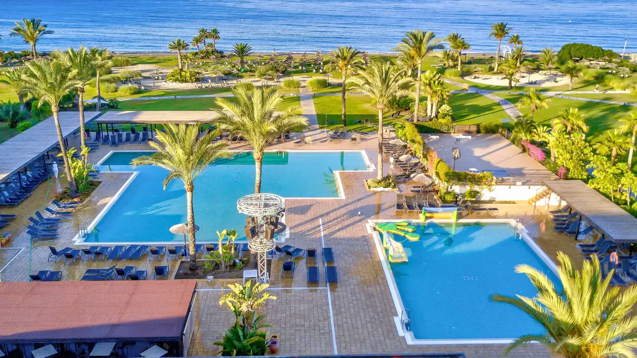 Impressive Playa Granada Club Resort