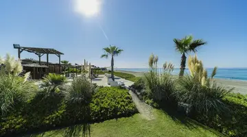 Impressive Playa Granada Golf
