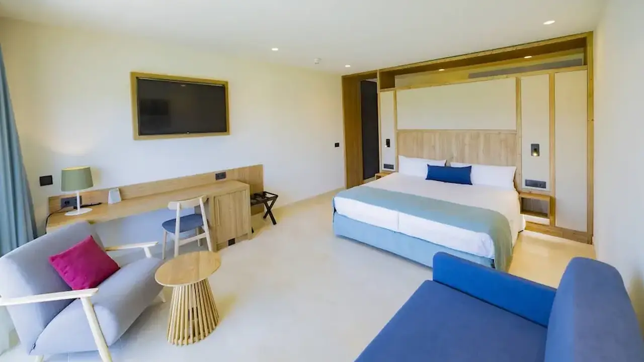 Impressive Playa Granada Golf