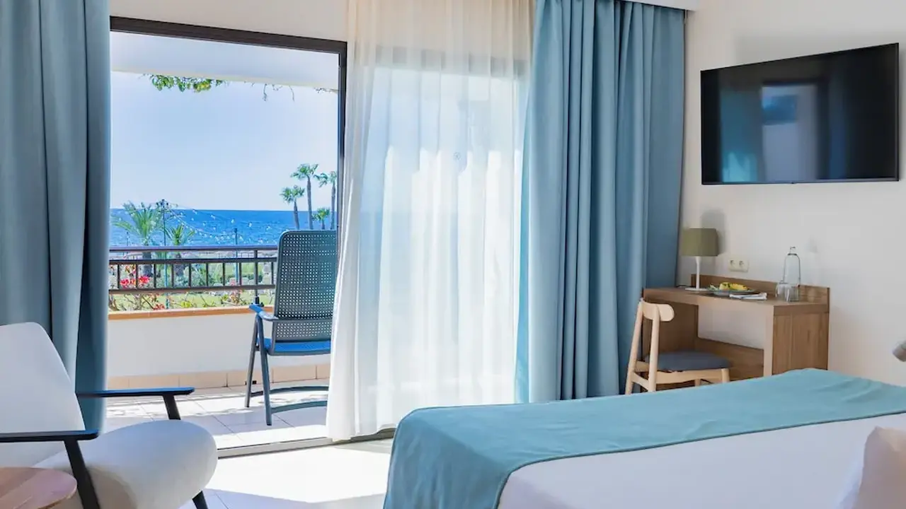 Impressive Playa Granada Golf