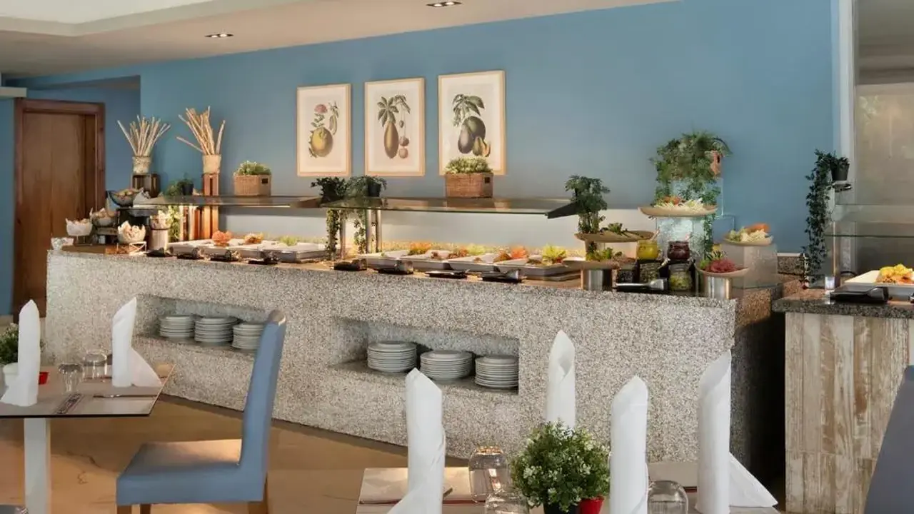 IMPRESSIVE PREMIUM RESORTS & SPAS