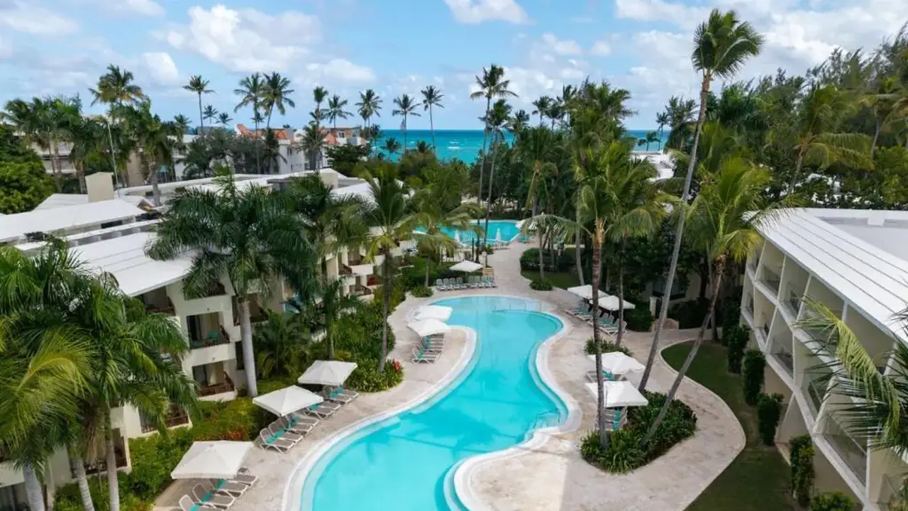 IMPRESSIVE PREMIUM RESORTS & SPAS