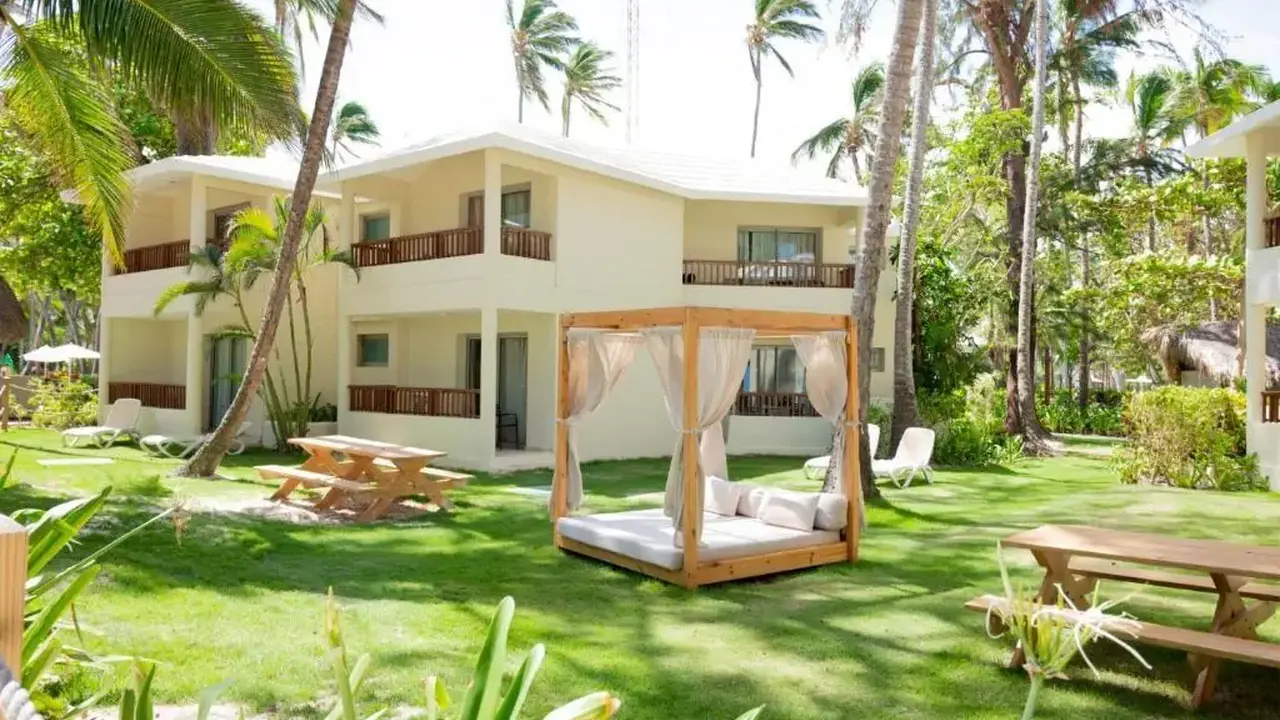 IMPRESSIVE PREMIUM RESORTS & SPAS