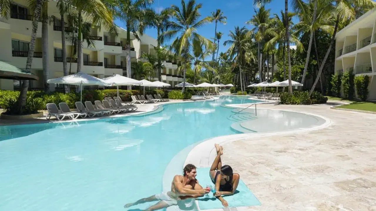 IMPRESSIVE PREMIUM RESORTS & SPAS