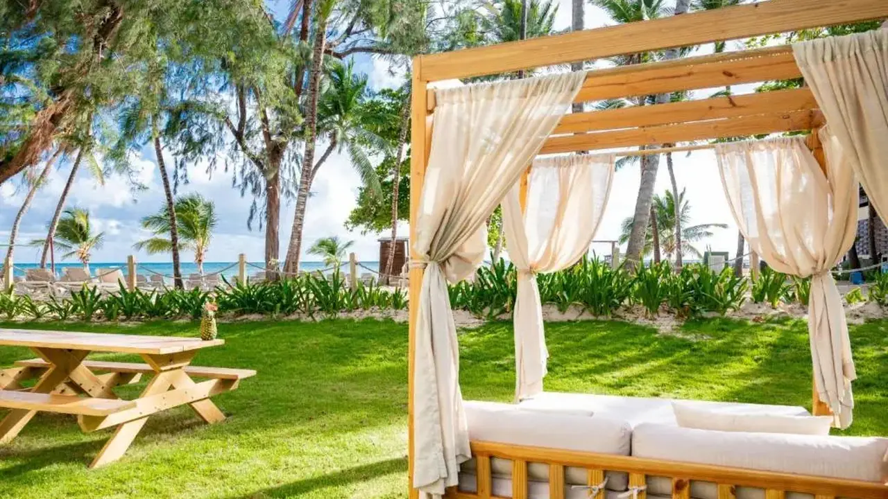 IMPRESSIVE PREMIUM RESORTS & SPAS