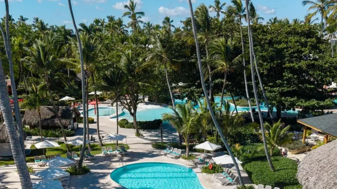 IMPRESSIVE PUNTA CANA RESORTS & SPAS