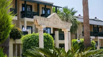 INCEKUM BEACH RESORT by OZ Hotels