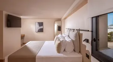 Indigo Suites Collection