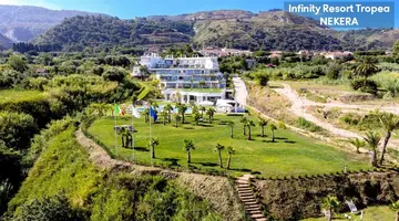 INFINITY RESORT TROPEA
