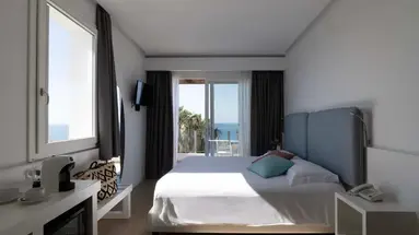 INFINITY RESORT TROPEA