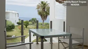 INFINITY RESORT TROPEA