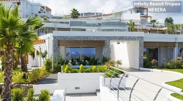 INFINITY RESORT TROPEA