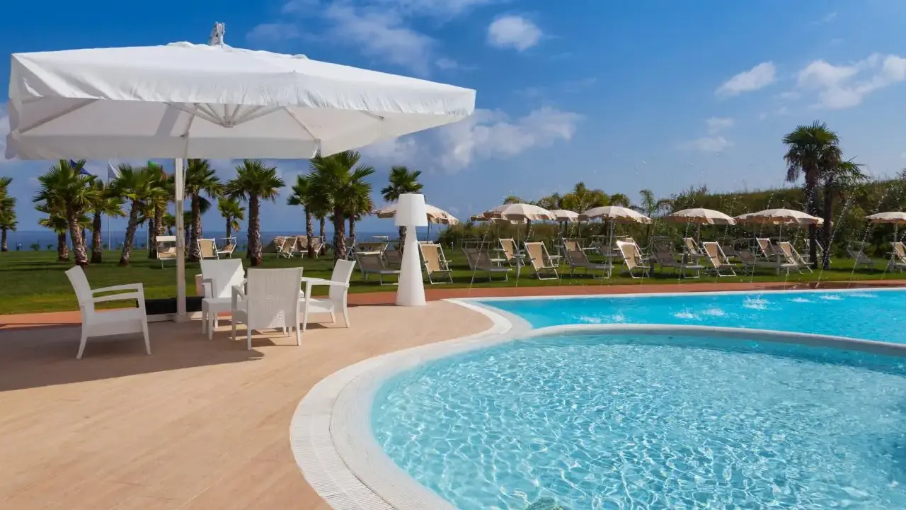 INFINITY RESORT TROPEA
