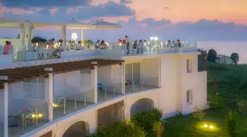 INFINITY RESORT TROPEA