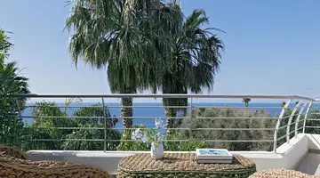 INFINITY RESORT TROPEA