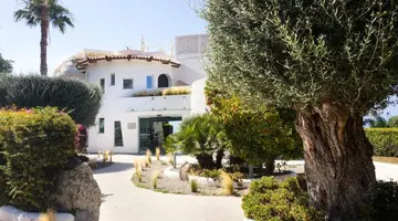 Infinity Resort