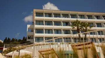 INMOOD AUCANADA HOTEL