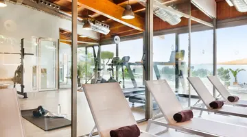 INMOOD AUCANADA HOTEL
