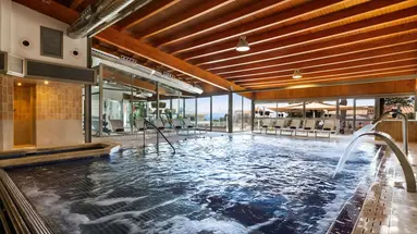 INMOOD AUCANADA HOTEL