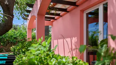 Inn & Art Hotel Gallery