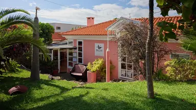 Inn & Art Hotel Gallery