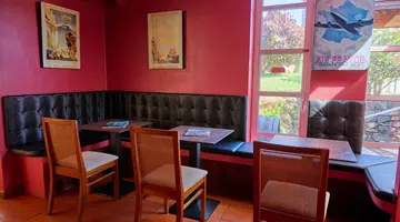 Inn & Art Hotel Gallery