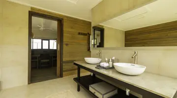 INNAHURA MALDIVES RESORT