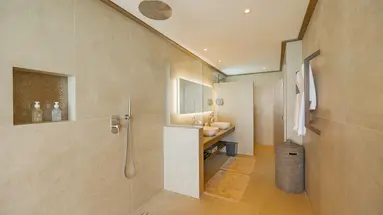 INNAHURA MALDIVES RESORT