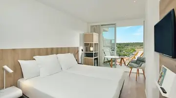 Innside by Melia Calvia Beach