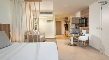 Innside by Melia Calvia Beach