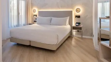 Innside Tenerife Santa Cruz by Melia