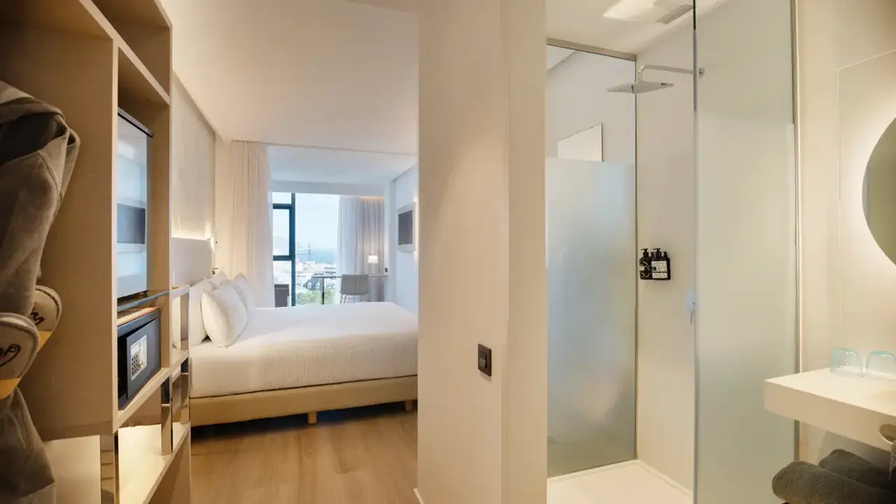Innside Tenerife Santa Cruz by Melia