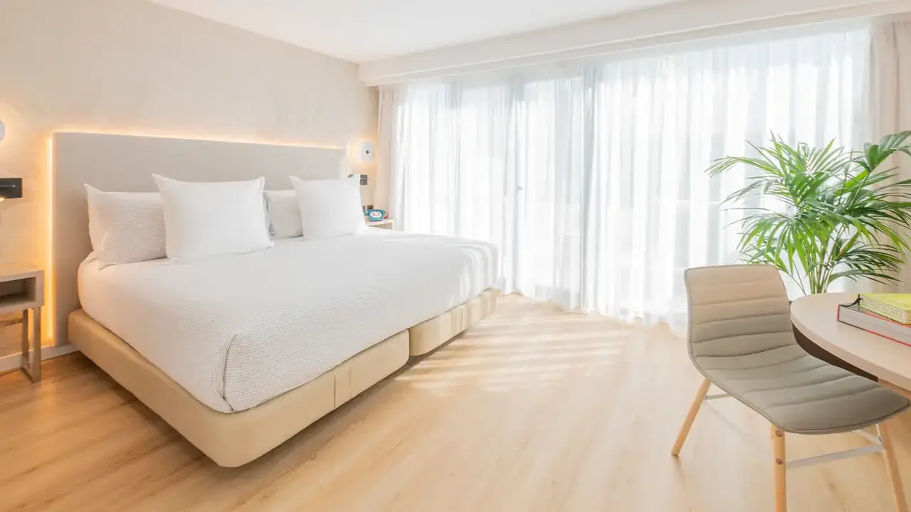 Innside Tenerife Santa Cruz by Melia