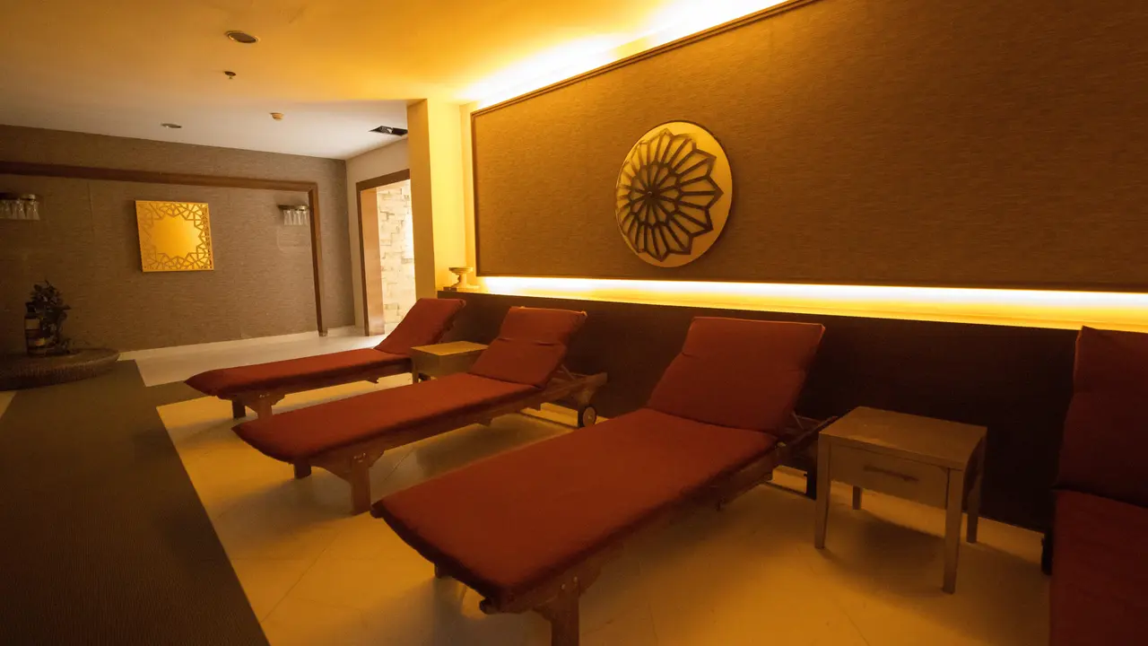 INSULA RESORT & SPA