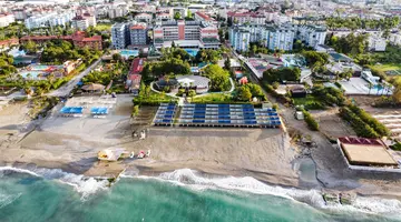INSULA RESORT & SPA