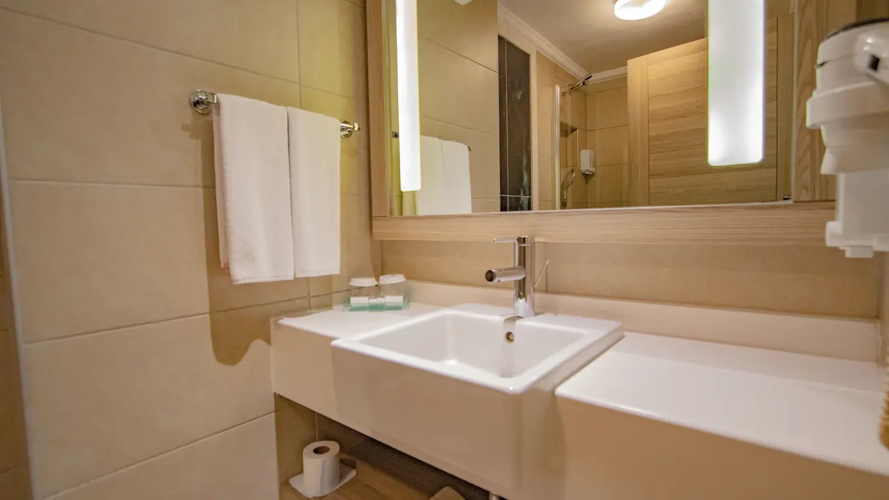INSULA RESORT & SPA
