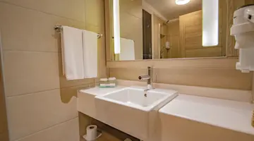 INSULA RESORT & SPA