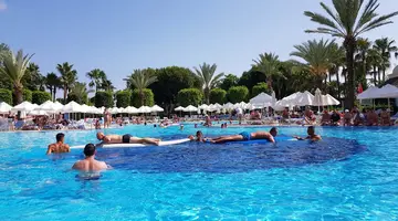 INSULA RESORT & SPA