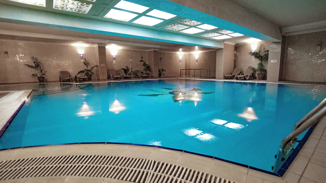 INSULA RESORT & SPA