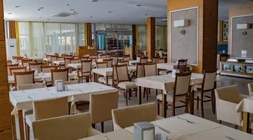 INSULA RESORT & SPA