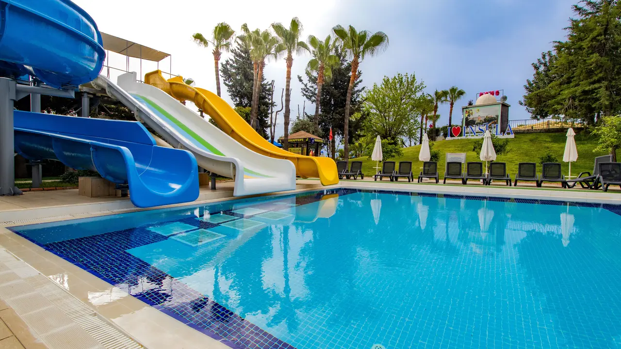 INSULA RESORT & SPA