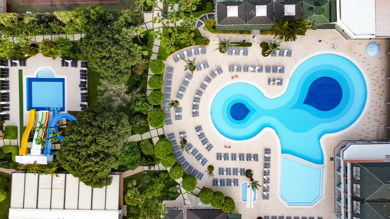 INSULA RESORT & SPA