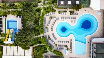 INSULA RESORT & SPA