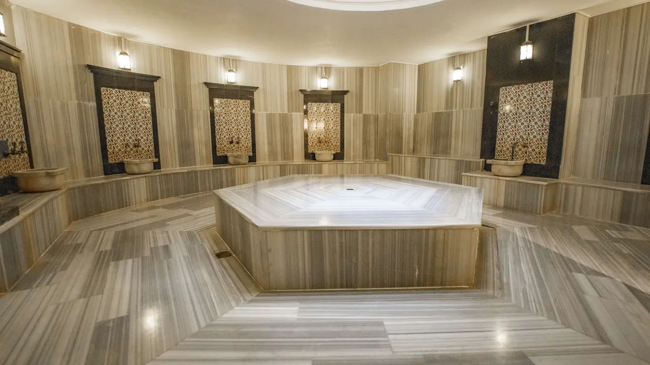 INSULA RESORT & SPA