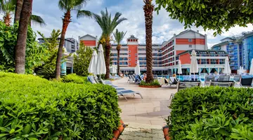 INSULA RESORT & SPA